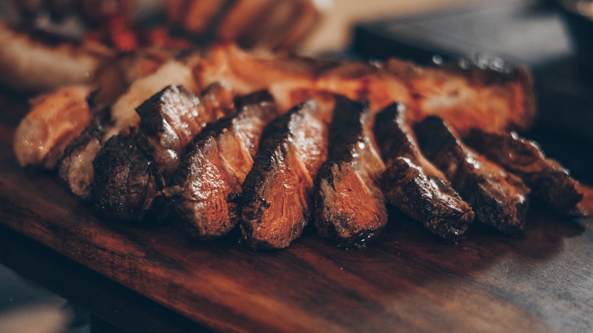 Carnivore Diet and IBD: Myths, Risks, and What Evidence Says